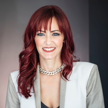 IMG_0173 Carrie Headshot